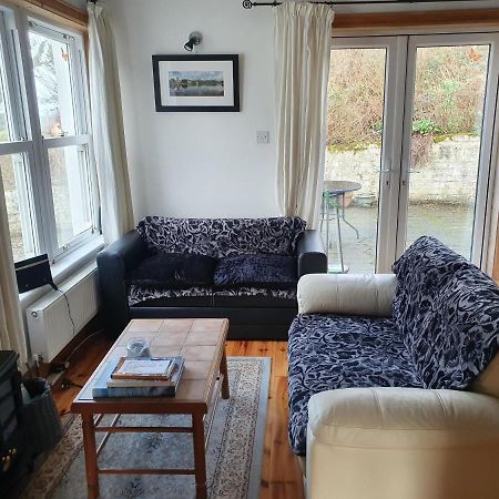 Cosy Self Contained Cottage With Stunning Views Killaloe Buitenkant foto