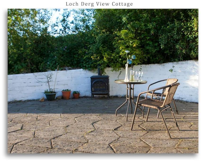 Cosy Self Contained Cottage With Stunning Views Killaloe Buitenkant foto