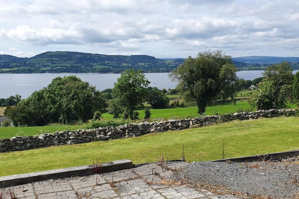 Cosy Self Contained Cottage With Stunning Views Killaloe Buitenkant foto